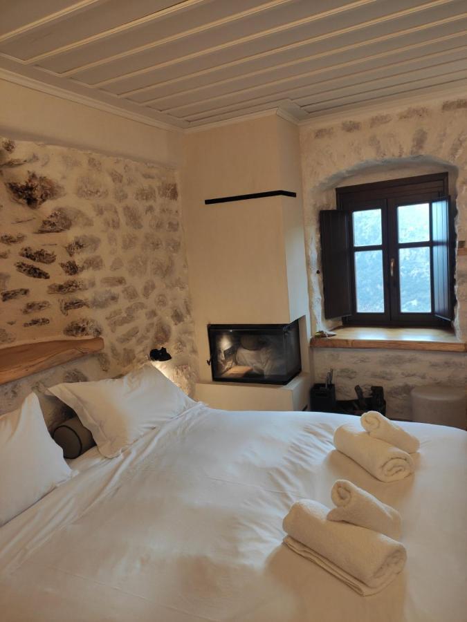 דימיטסאנה Casagli Luxury Suites מראה חיצוני תמונה