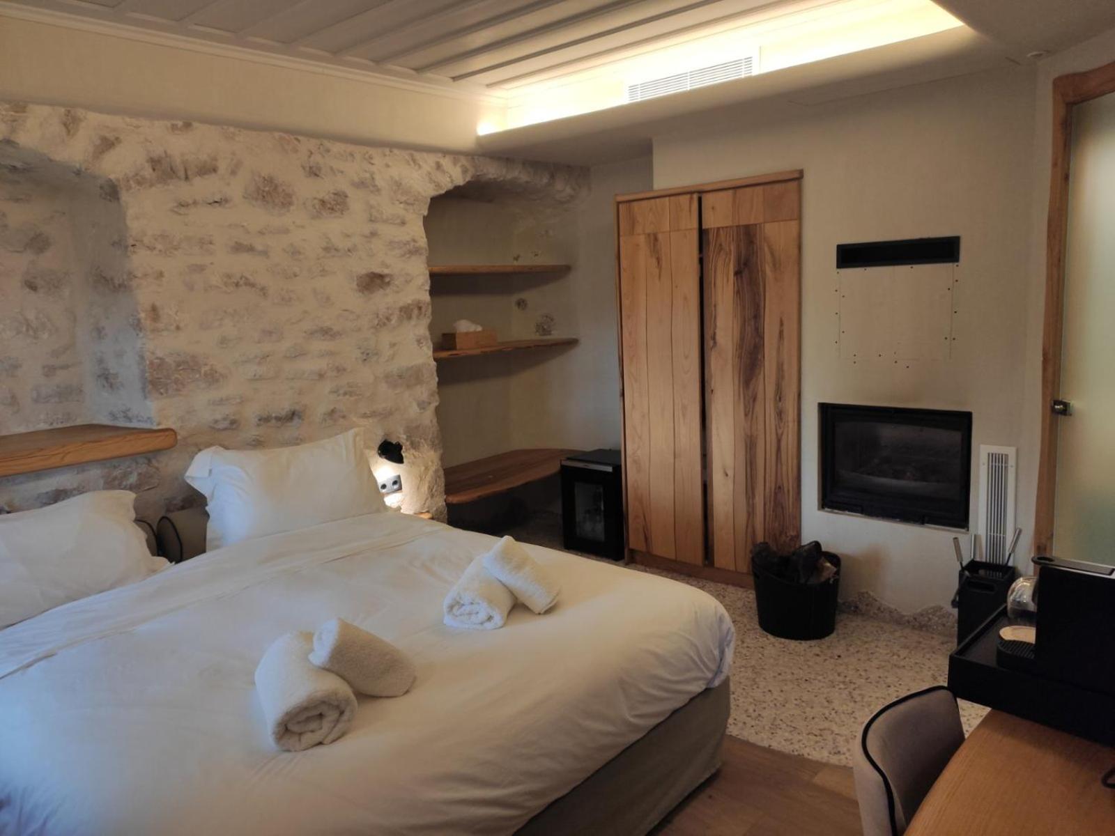 דימיטסאנה Casagli Luxury Suites מראה חיצוני תמונה