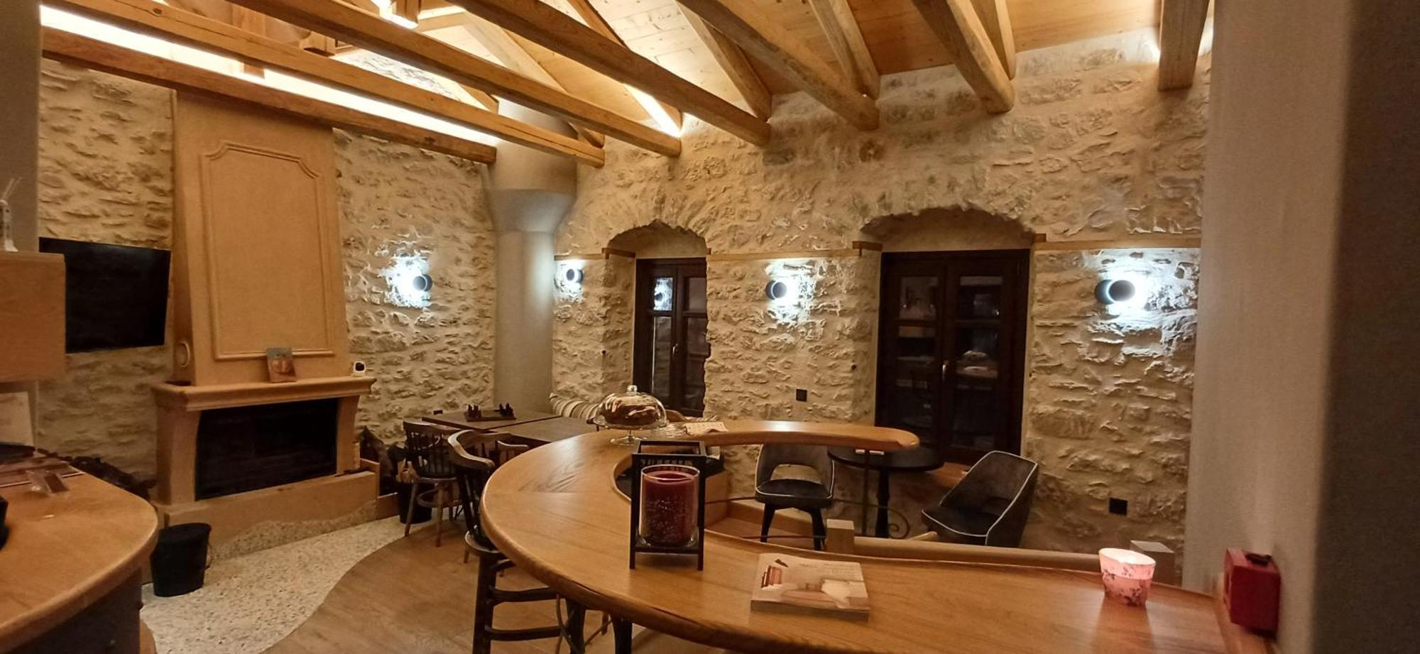 דימיטסאנה Casagli Luxury Suites מראה חיצוני תמונה
